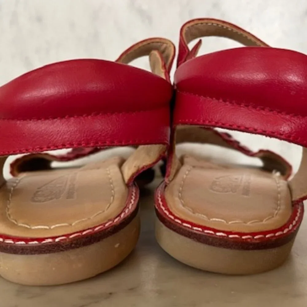 PIOLITO FLORICIENTA Sandals Red Floral Petal Applique Girl Size 1